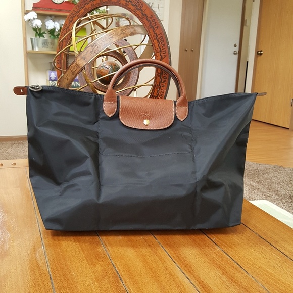 Longchamp Handbags - Longchamp Le Pliage Type L